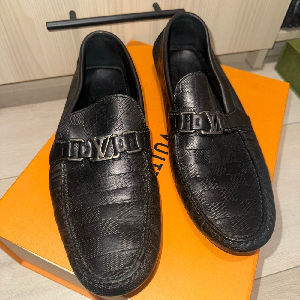 Louis Vuitton Black Men's Loafers size 9 LV